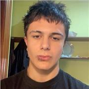 Estudiante de filología inglesa con un alto nivel de inglés dispuesto a dar clases tanto a principiantes como a ya experimentados.